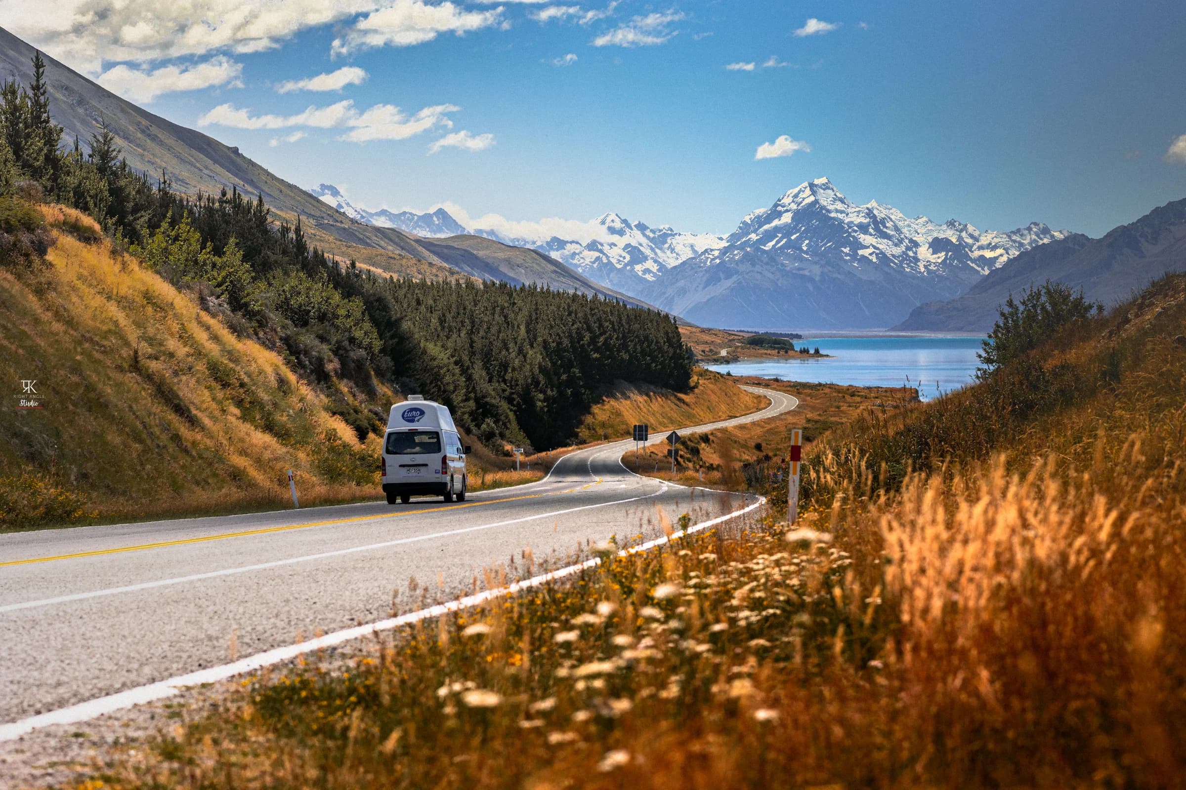 Drive to Mount Cook, New Zealand